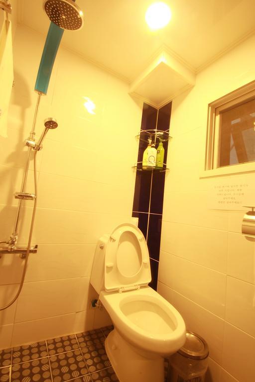 Eel Guesthouse Szöul Szoba fotó